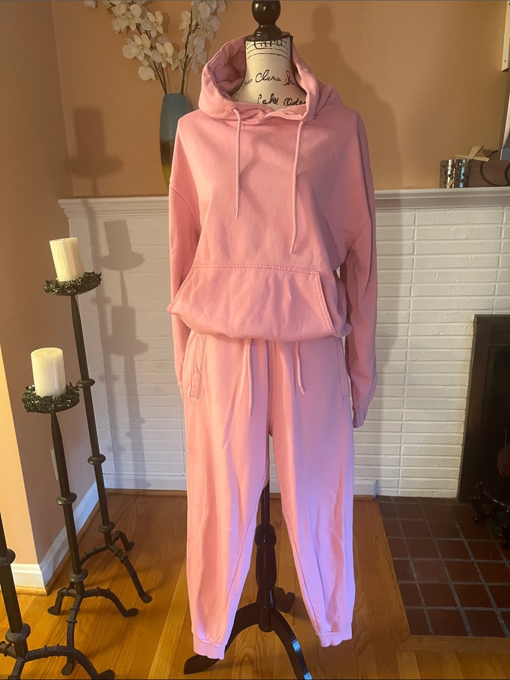 Fashion Nova 2 PC Hoodie & Pants Set